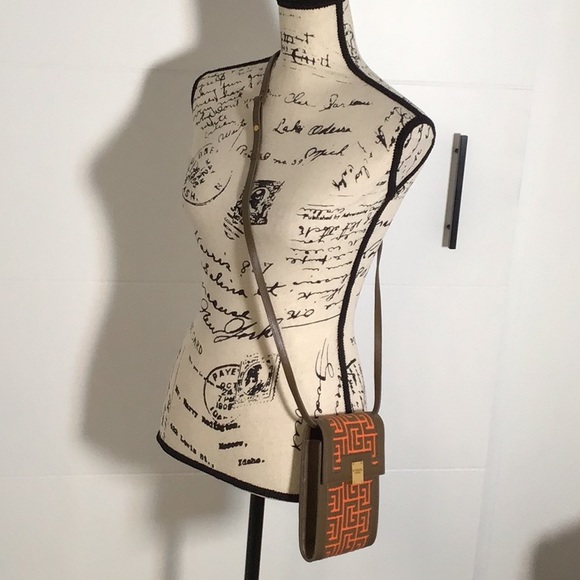 🆕 BALMAIN Reposhed 1945 Jacquard Monogram Phone Crossbody Bag Olive/ Orange - Picture 14 of 14